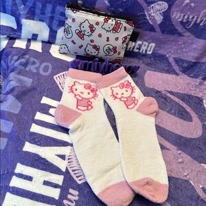 Hello Kitty Pink and White Chenille Quarter-Crew Socks and Pouch Set